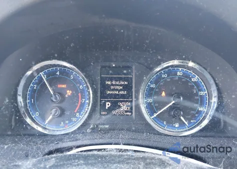 2018 Toyota Corolla Le z USA, uszkodzony, nr VIN 2T1BURHE7JC024224